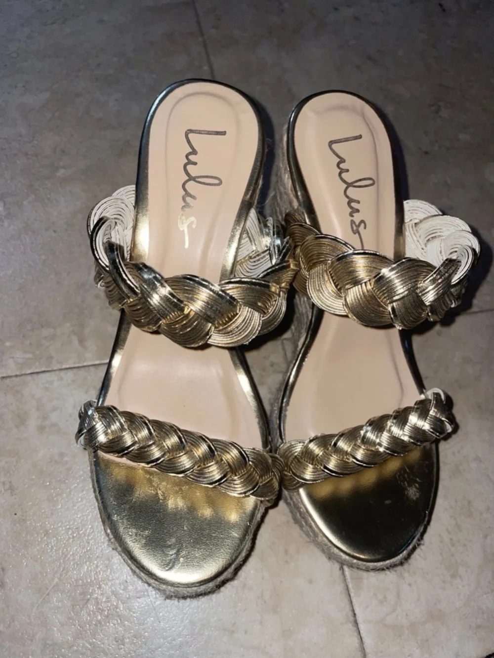 Lulus Sunshy Gold Metallic Platform Espadrille Slide Wedges NWOT size 6.5